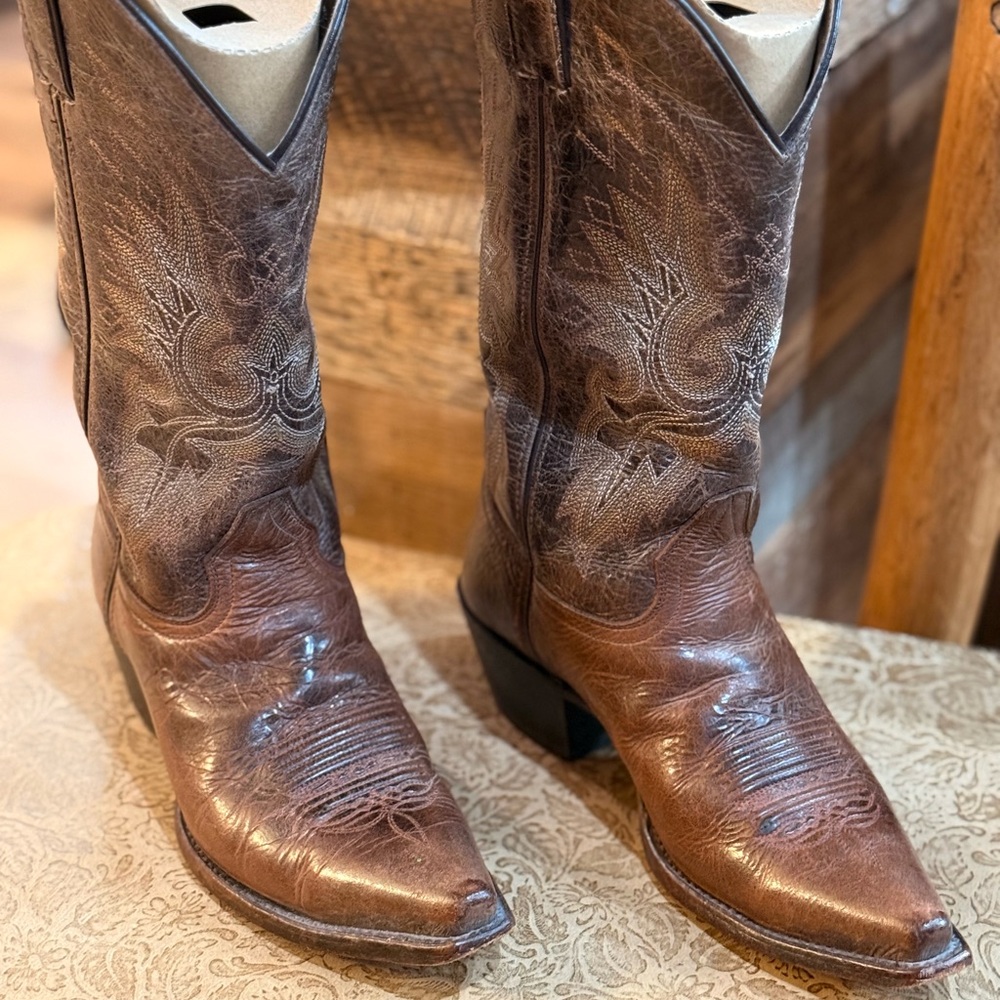 ARIAT Brown Western Cowgirl Boots - Picture 2 of 2